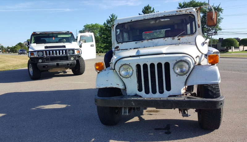Illustration for article titled My $500 Postal Jeep Got Rammed By A Hummer H2 And Somehow I'm Still Alive